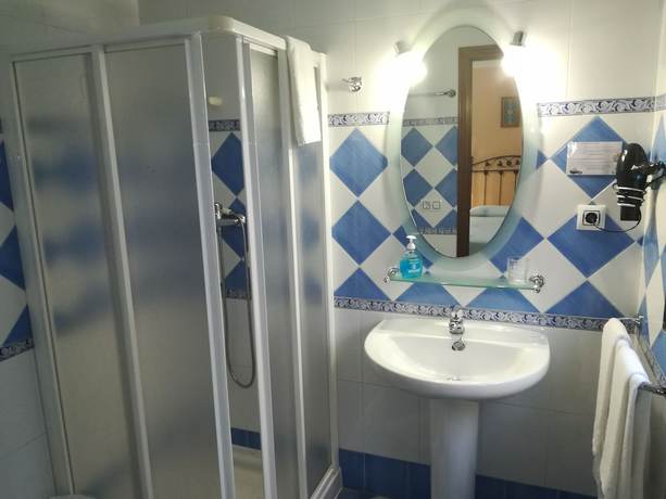 Imagen de la habitación del Hotel Hospeder&iacute;a Luna De San Marcos. Foto 13