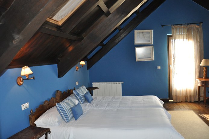 Imagen de la habitación del Hotel Hospedería - Mesón - Leira Antiga. Foto 18