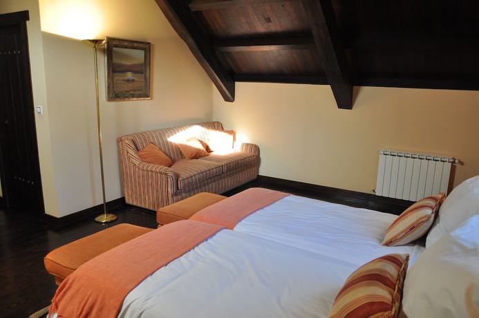 Imagen de la habitación del Hotel Hospedería - Mesón - Leira Antiga. Foto 19