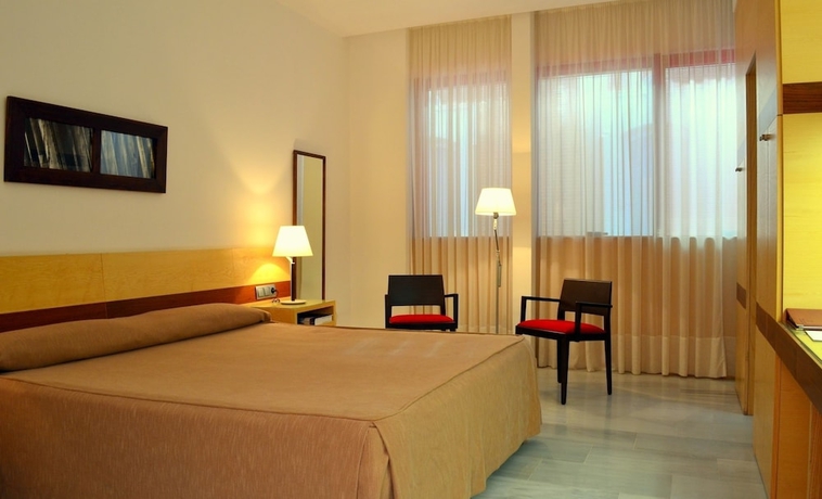 Imagen de la habitación del Hotel Hospedería Mirador De Llerena. Foto 6