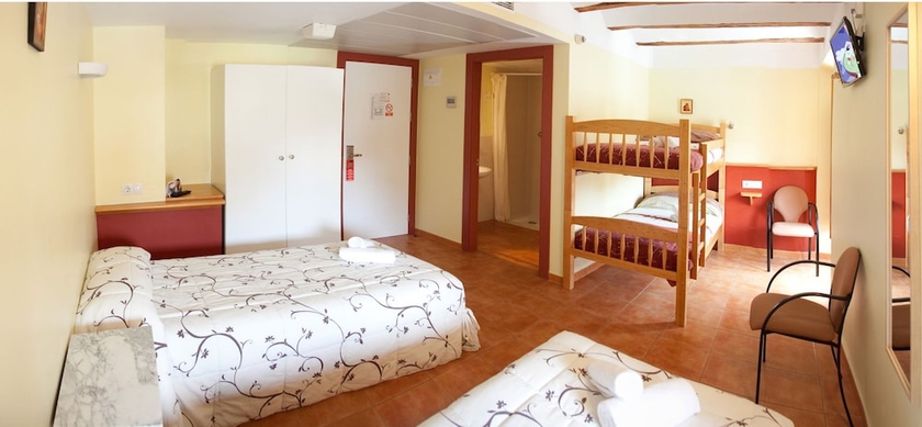 Imagen de la habitación del Hotel Hospedería Nuestra Señora Del Carmen. Foto 6