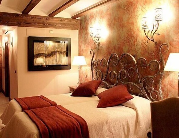 Imagen de la habitación del Hotel Hospedería Palacio de Casafuerte. Foto 8