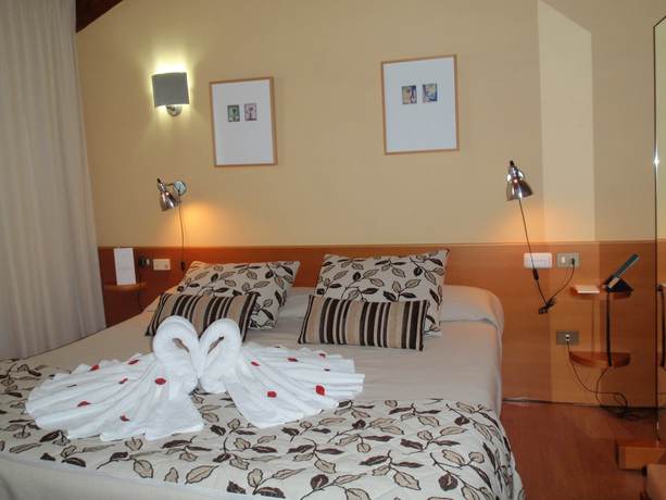 Imagen de la habitación del Hotel Hospedería Parque De Monfragüe. Foto 2