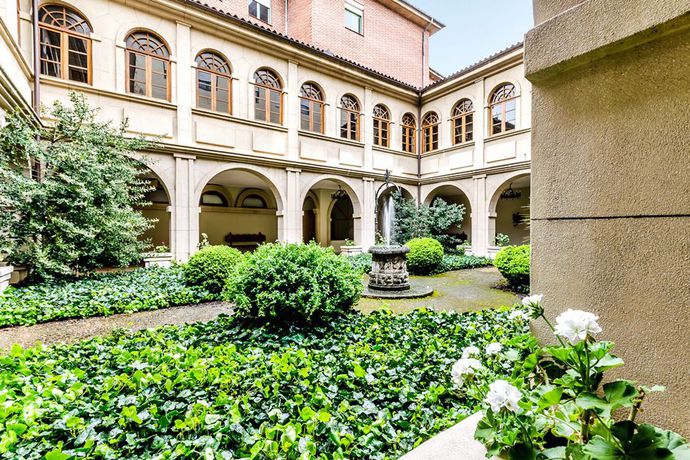 Imagen de los exteriores del Hotel Hospedería Pax. Foto 12