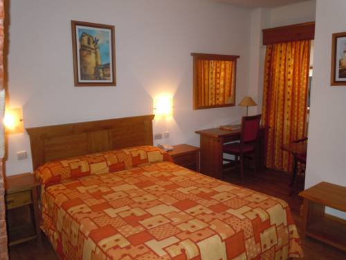 Imagen de la habitación del Hotel Hospedería Peña De Francia. Foto 15