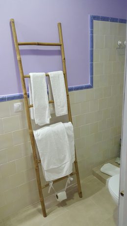 Imagen de la habitación del Hotel Hospeder&iacute;a Rural Las Buganvillas. Foto 12