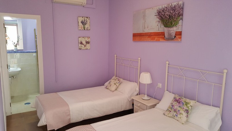 Imagen general del Hotel Hospeder&iacute;a Rural Las Buganvillas. Foto 3
