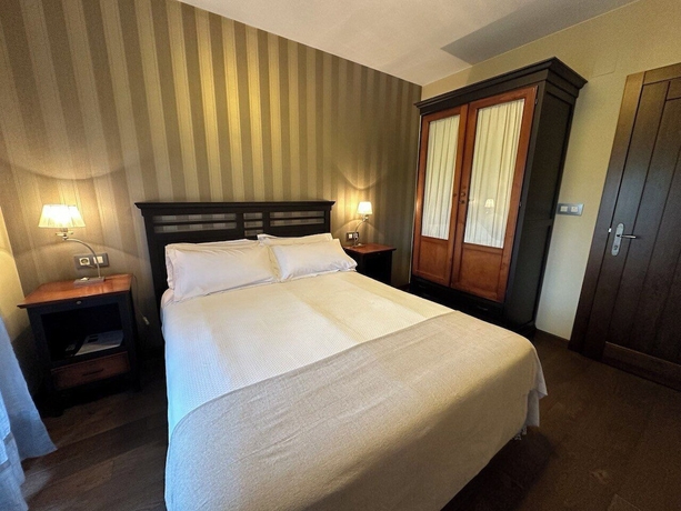 Imagen de la habitación del Hotel Hospeder&iacute;a Rural Santa Cruz. Foto 11
