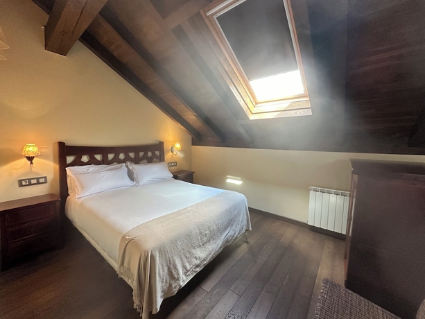 Imagen de la habitación del Hotel Hospeder&iacute;a Rural Santa Cruz. Foto 14