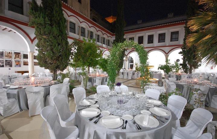 Imagen de los exteriores del Hotel Hospedería San Francisco. Foto 7