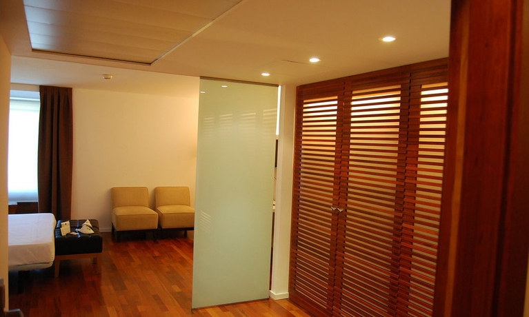 Imagen de la habitación del Hotel Hospedería San Juan De La Peña. Foto 2