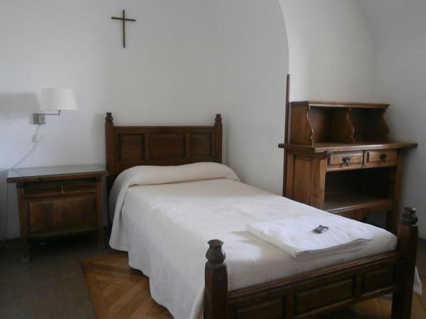 Imagen de la habitación del Hotel Hospedería Santa Cruz. Foto 10