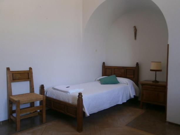 Imagen de la habitación del Hotel Hospedería Santa Cruz. Foto 11