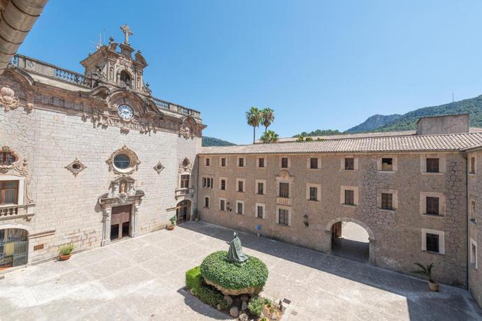 Imagen general del Hotel Hospeder&iacute;a Santuari de Lluc. Foto 5