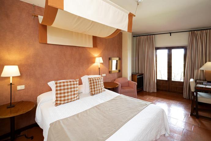 Imagen general del Hotel Hospedería de Santo Domingo. Foto 19