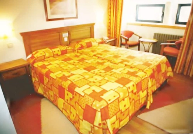 Imagen de la habitación del Hotel Hospedería del Santuario de la Peña de Francia. Foto 11