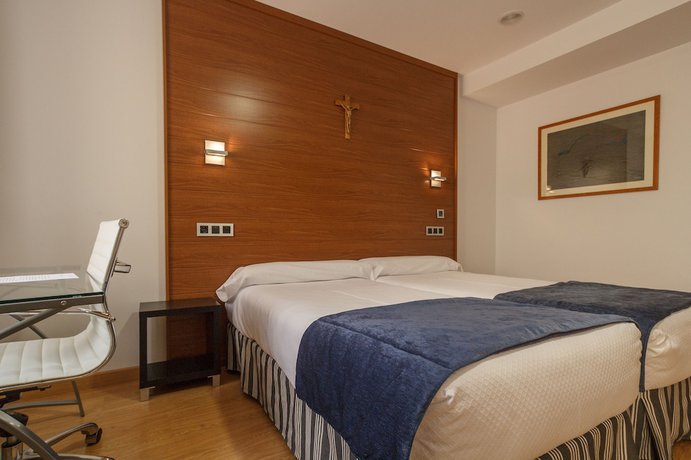 Imagen de la habitación del Hotel Hospeder&iacute;a del Seminario. Foto 4