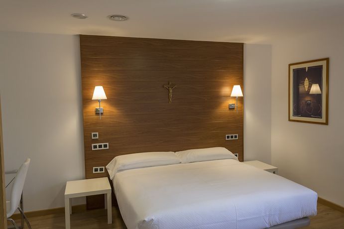 Imagen de la habitación del Hotel Hospeder&iacute;a del Seminario. Foto 9
