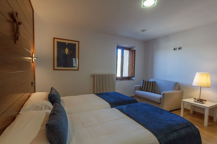 Imagen de la habitación del Hotel Hospeder&iacute;a del Seminario. Foto 18