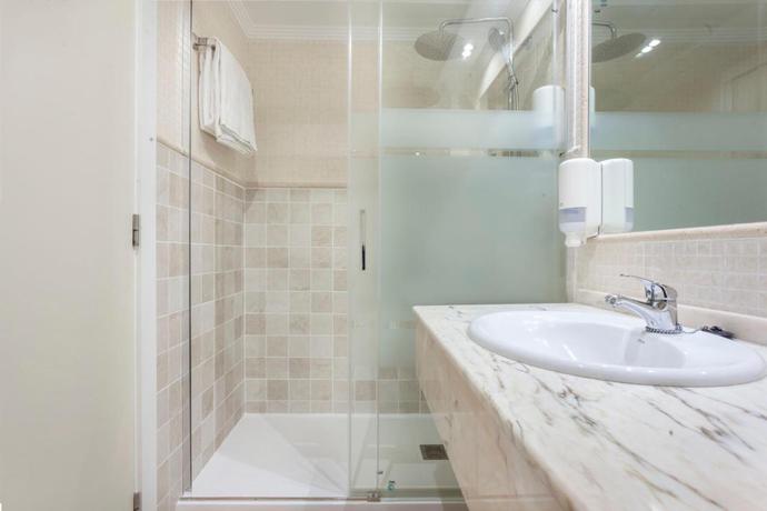 Imagen de la habitación del Hotel Hospedium Abril. Foto 3