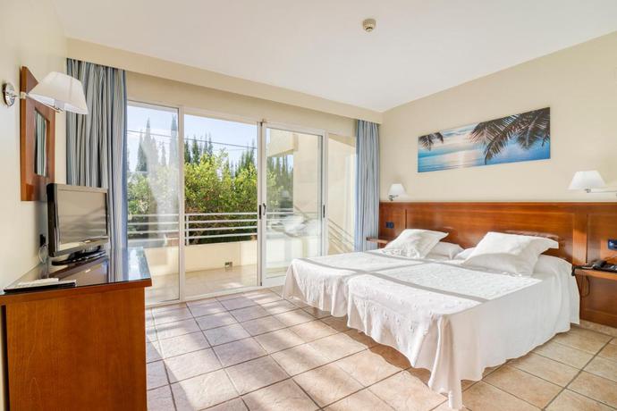 Imagen de la habitación del Hotel Hospedium Abril. Foto 5