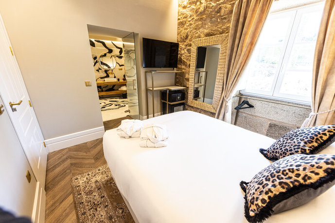 Imagen de la habitación del Hotel Hospedium Barómetro de Camariñas. Foto 14