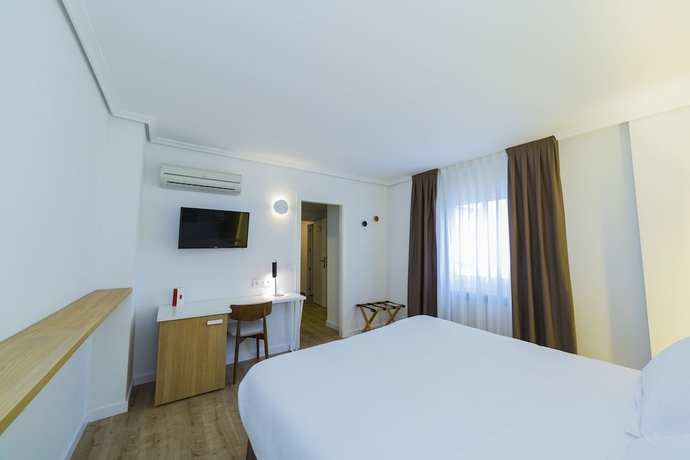 Imagen de la habitación del Hotel Hospedium Cañitas Maite Gastronómico. Foto 6