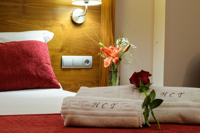 Imagen de la habitación del Hotel Hospedium Casino Del Tormes. Foto 6