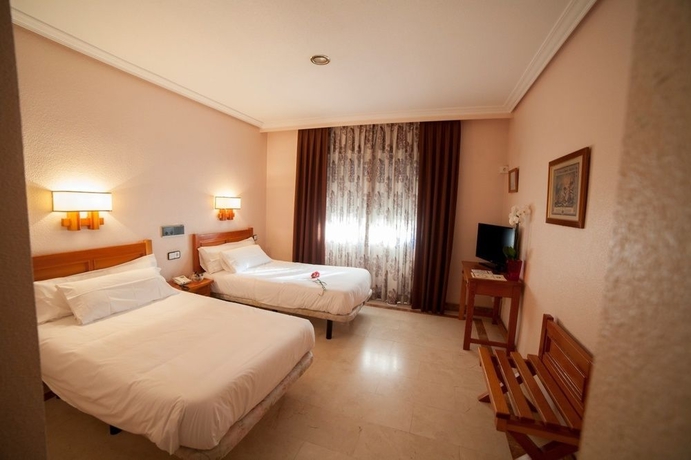 Imagen de la habitación del Hotel Hospedium Castilla. Foto 14