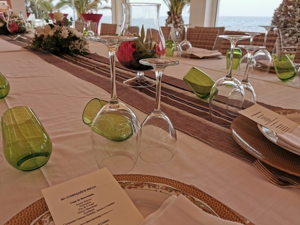 Imagen del bar/restaurante del Hotel Hospedium Continental Mojácar. Foto 5