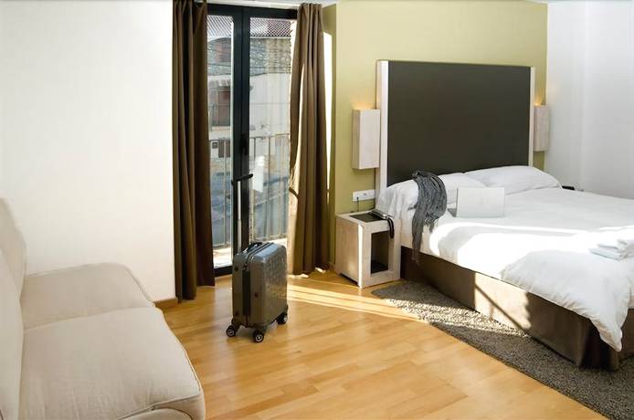 Imagen de la habitación del Hotel Hospedium Convento Santa Ana. Foto 9