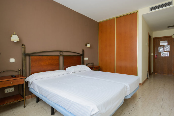 Imagen de la habitación del Hotel Hospedium Don Fidel. Foto 9