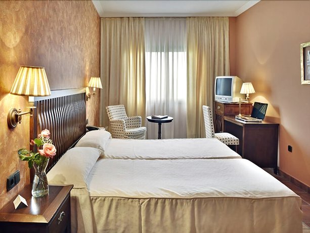 Imagen de la habitación del Hotel Hospedium Doña Mafalda de Castilla. Foto 17