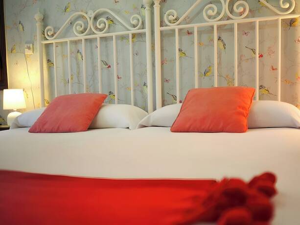 Imagen general del Hotel Hospedium Hostal Almanzor. Foto 7
