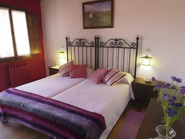 Imagen de la habitación del Hotel Hospedium Hostal Almanzor. Foto 18