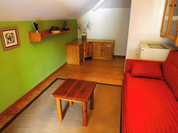 Imagen general del Hotel Hospedium Hostal Almanzor. Foto 9