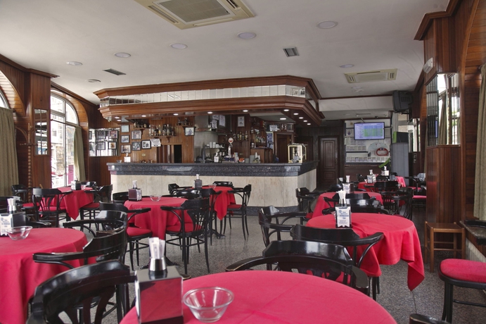 Imagen del bar/restaurante del Hotel Hospedium La Marina. Foto 5