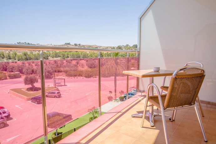 Imagen de la habitación del Hotel Hospedium Los Periquitos. Foto 10