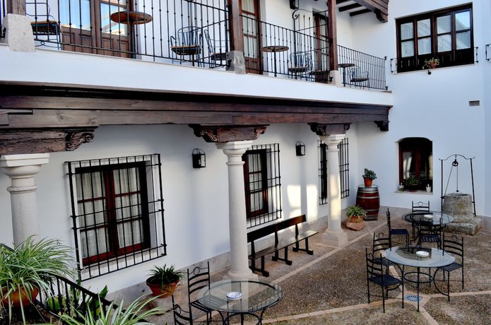 Imagen de los interiores del Hotel Hospedium Retiro Del Maestre. Foto 5