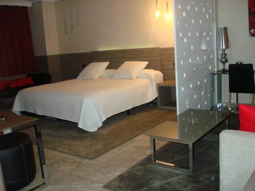 Imagen de la habitación del Hotel Hospedium Triana. Foto 10