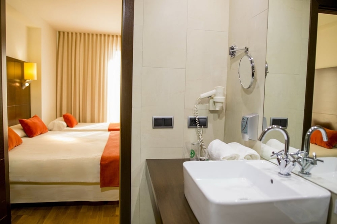 Imagen de la habitación del Hotel Hospedium Valles De Gredos. Foto 3