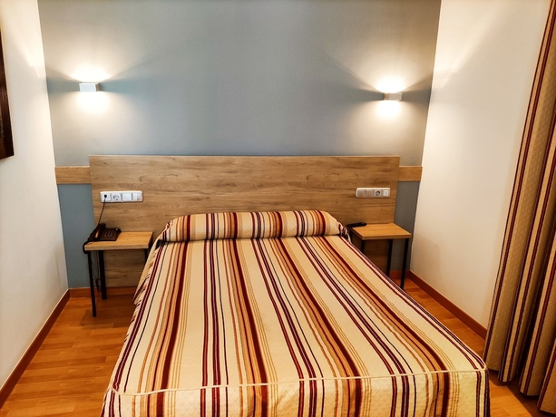 Imagen de la habitación del Hotel Hospedium Vittoria Colonna. Foto 6