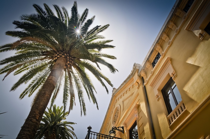 Imagen de los exteriores del Hotel Hospes Palacio De Los Patos, A Member Of Design Hotels. Foto 13