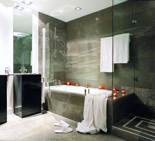 Imagen de la habitación del Hotel Hospes Palacio Del Bailío. Foto 10