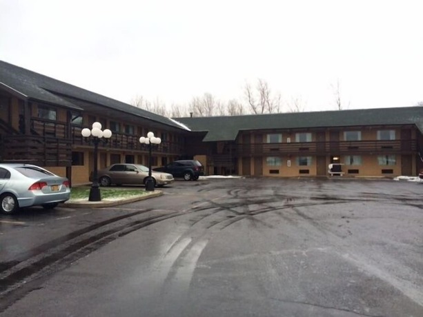 Imagen general del Hotel Hospitality Inn - Buffalo Airport. Foto 4
