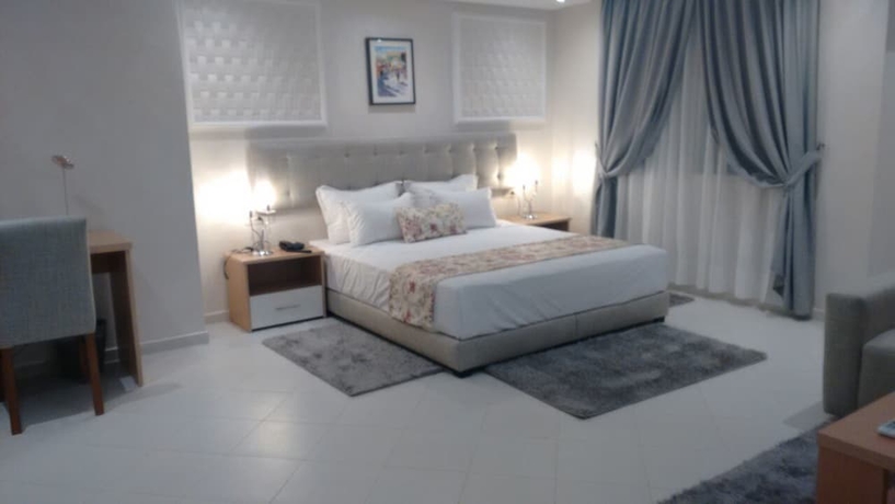 Imagen de la habitación del Hotel Hospitality Inn. Foto 10