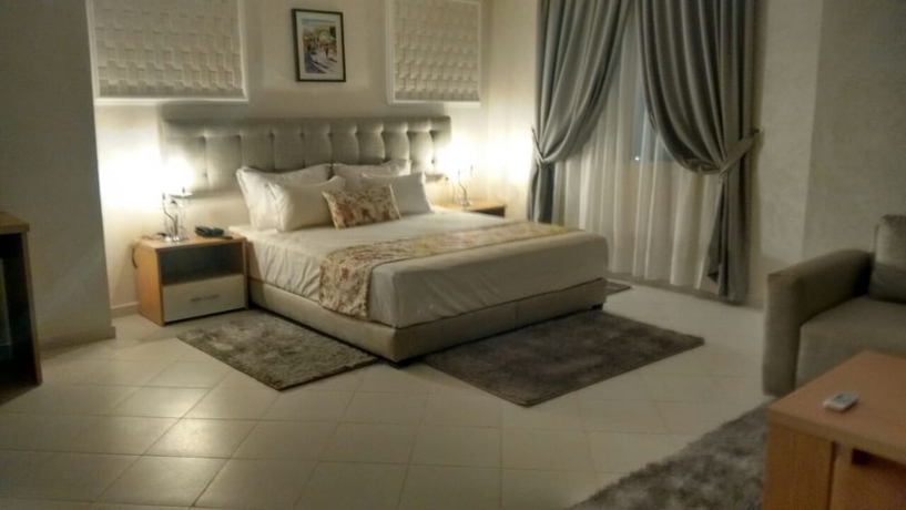 Imagen de la habitación del Hotel Hospitality Inn. Foto 16