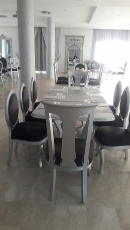 Imagen del bar/restaurante del Hotel Hospitality Inn. Foto 3