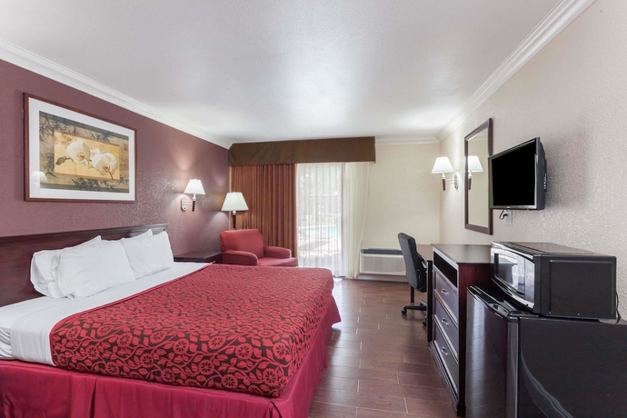 Imagen de la habitación del Hotel Hospitality Inn San Bernardino/ Redlands. Foto 10