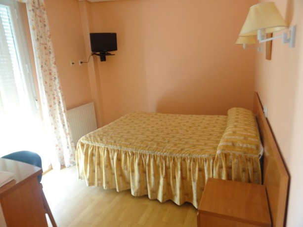 Imagen general del Hotel Hostal Adela. Foto 3